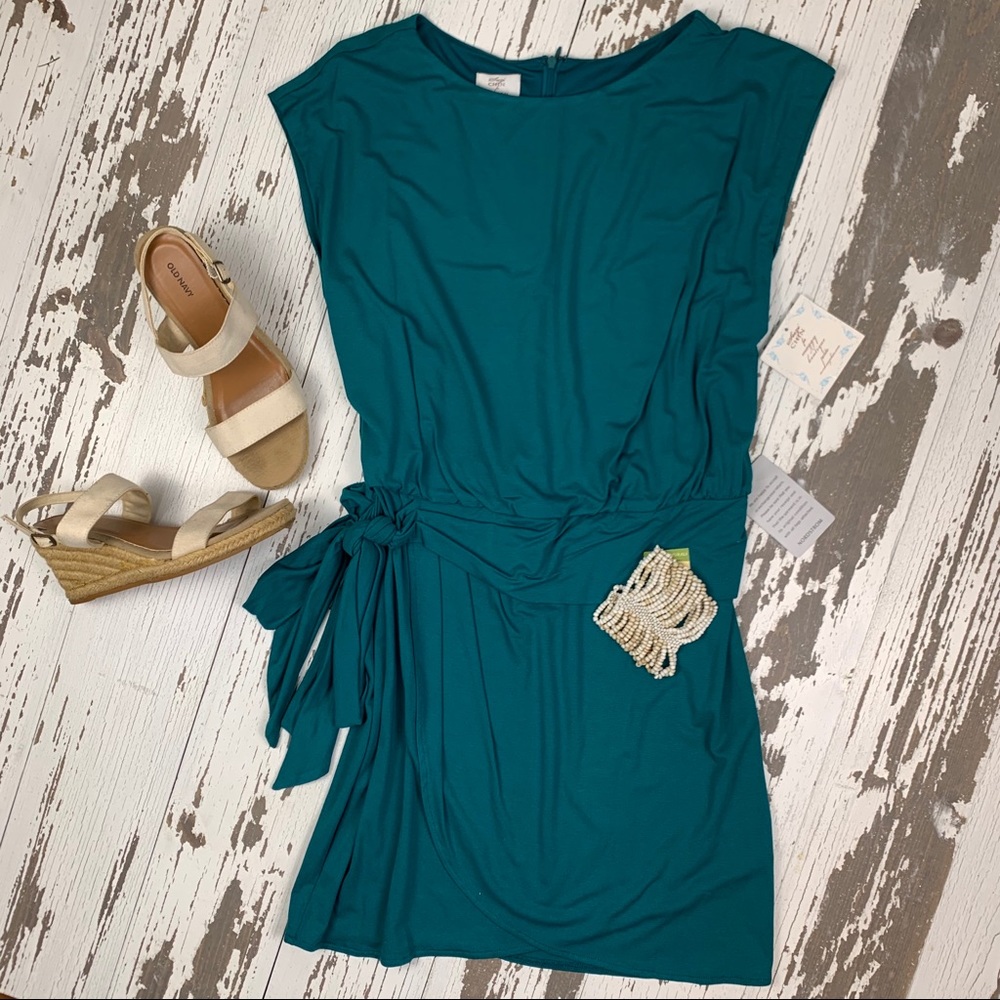 Suzi Chin for Maggy Boutique Side-tie Dress